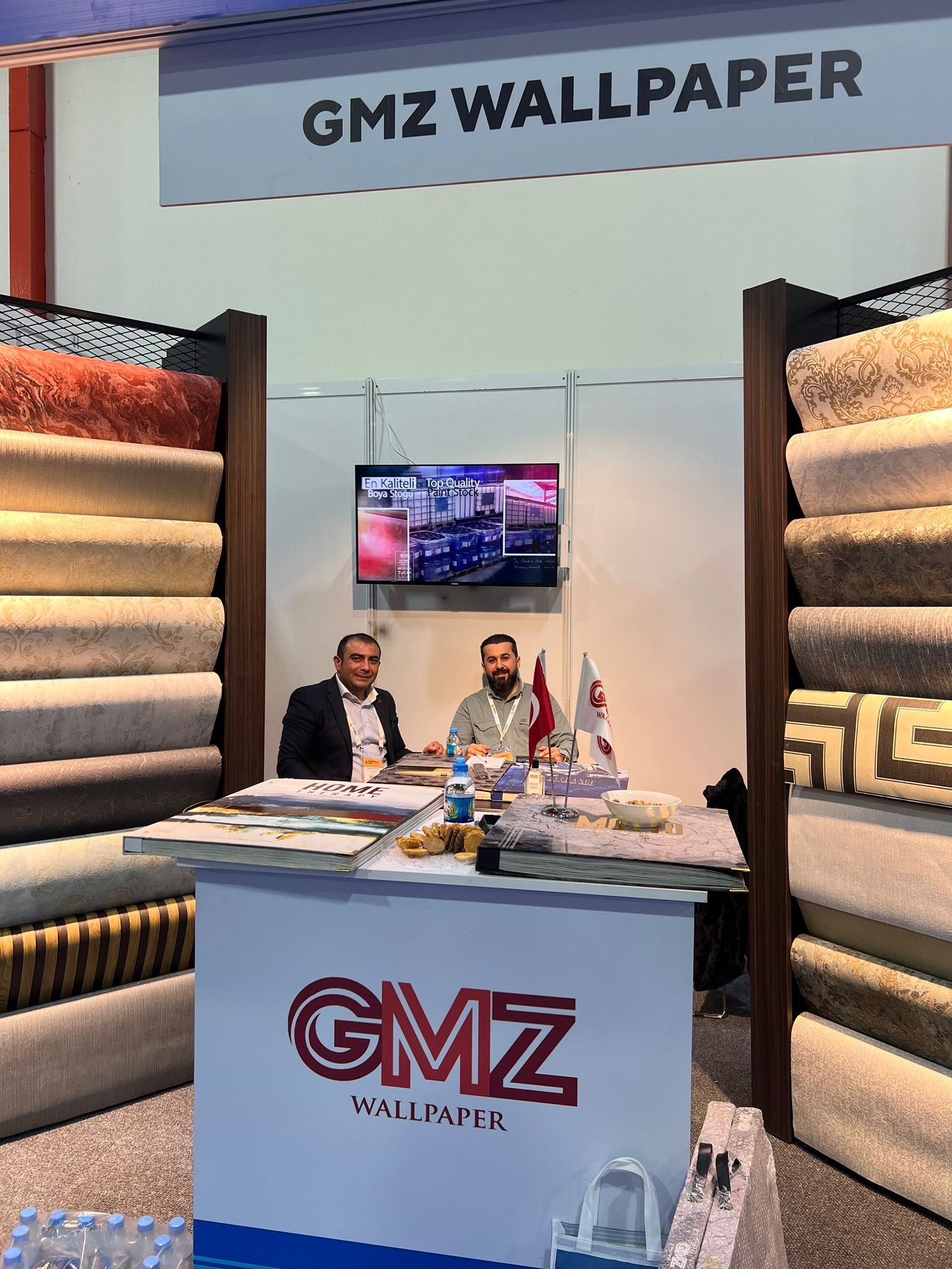 GMZ Duvar kağıdı fabrikası olarak sektörün en geniş kapsamlı fuarlarından olan Irak Erbil'de düzenlenen Construct Iraq fuarında yerimizi aldık.